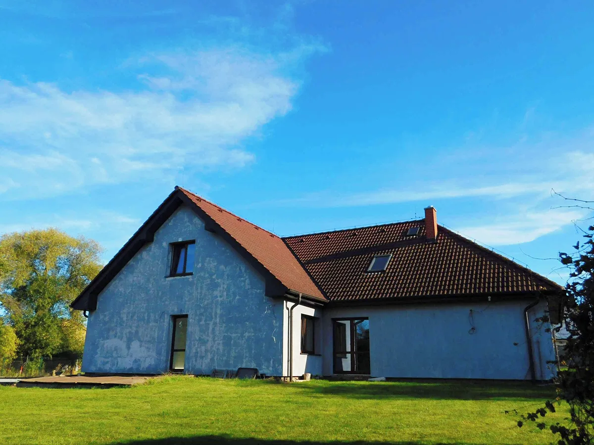 Prodej vily 256 m², pozemek 1803 m²